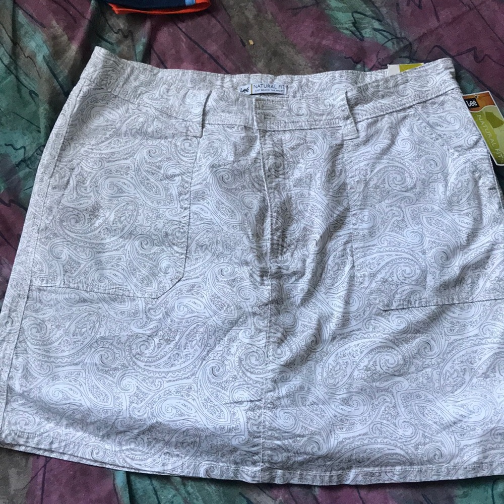 Women’s skort stretch